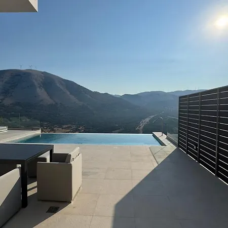 Loggia Villa *