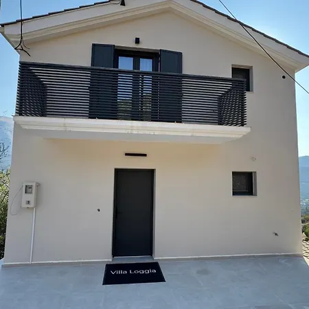 Villa Loggia